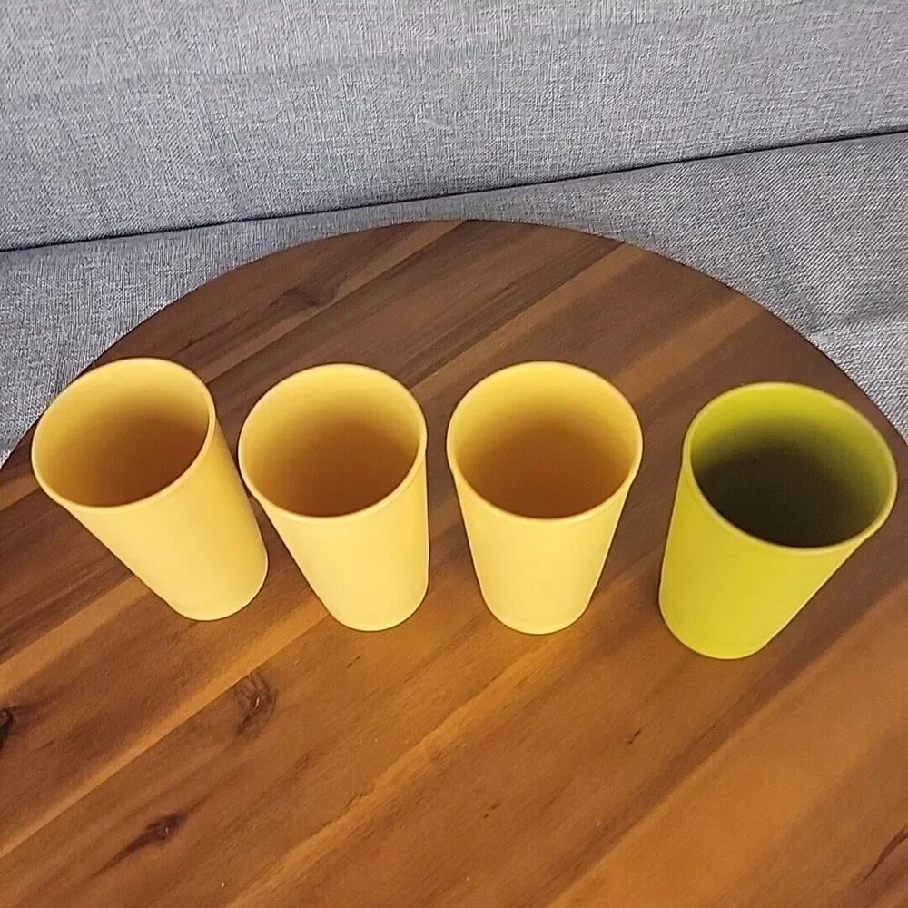 Tupperware - 4 Vintage In 2 Harvest Colors - 3 Gold - 1 Avocado Glasses -No Lids